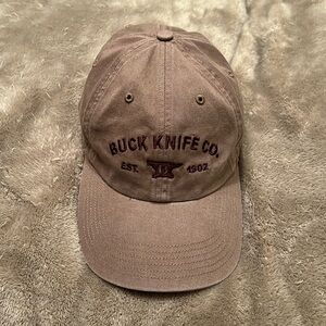 New mens BUCK KNIFE CO. adjustable hat. NWOT